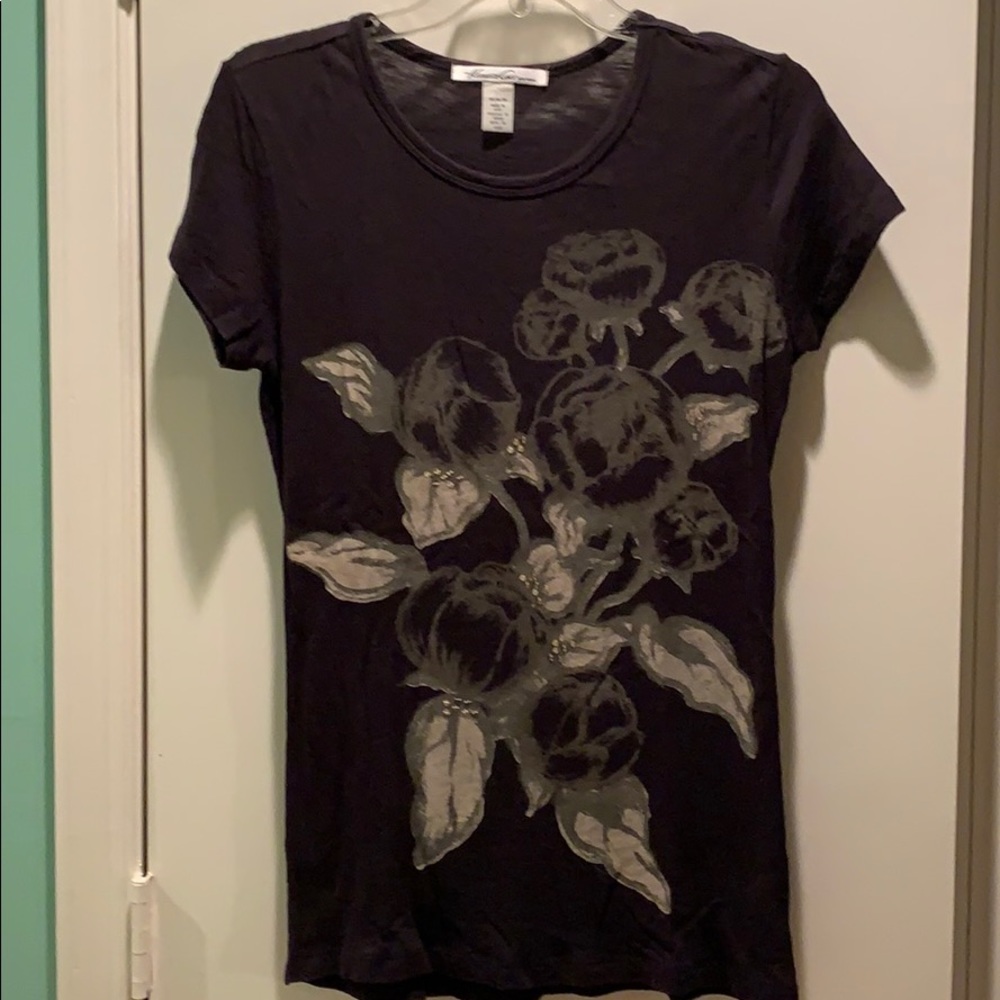 Kenneth Cole T shirt